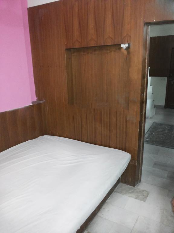 Mahesh Guest House New Delhi Kamer foto