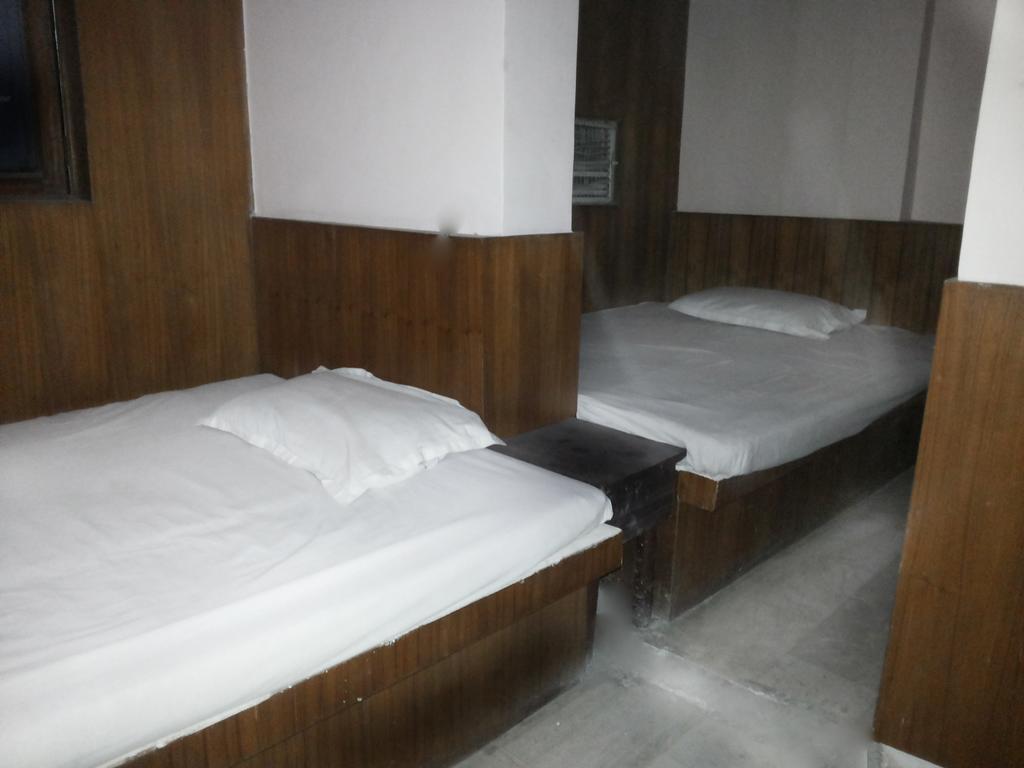 Mahesh Guest House New Delhi Kamer foto